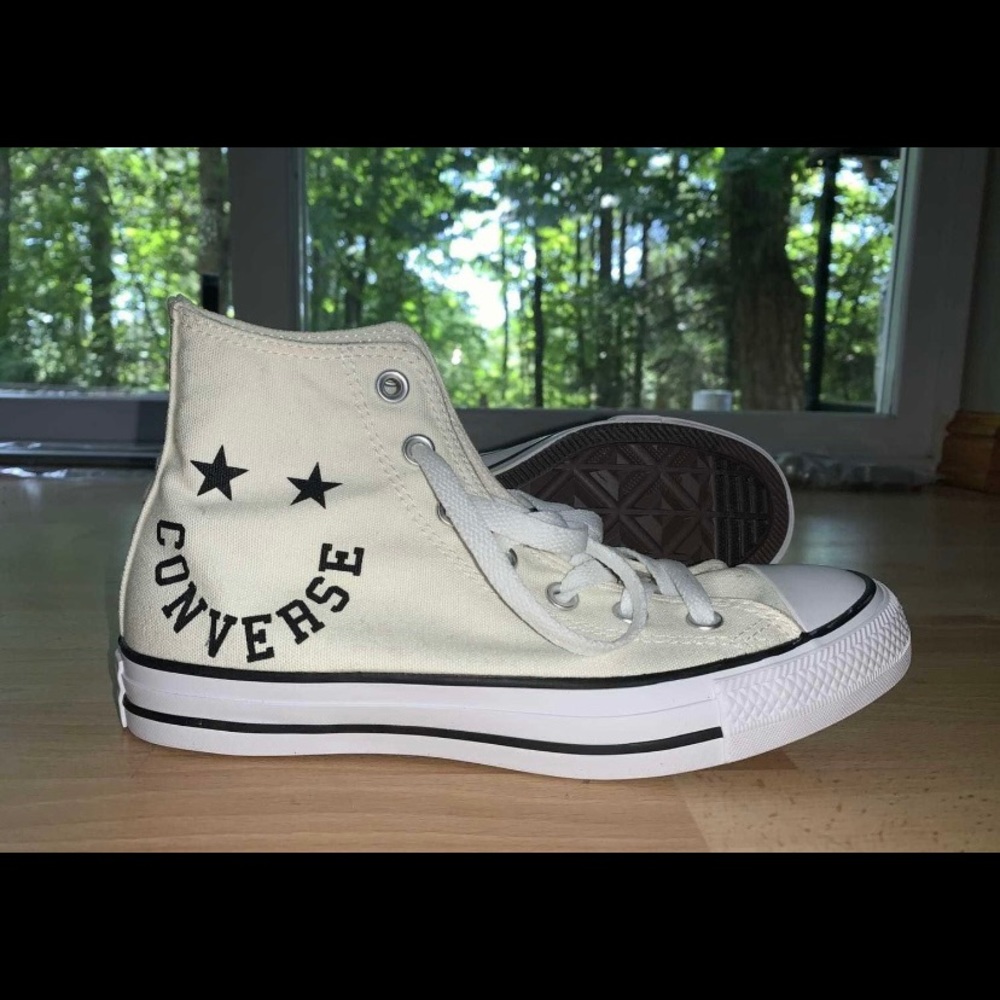 High Top Smiling Logo Converse